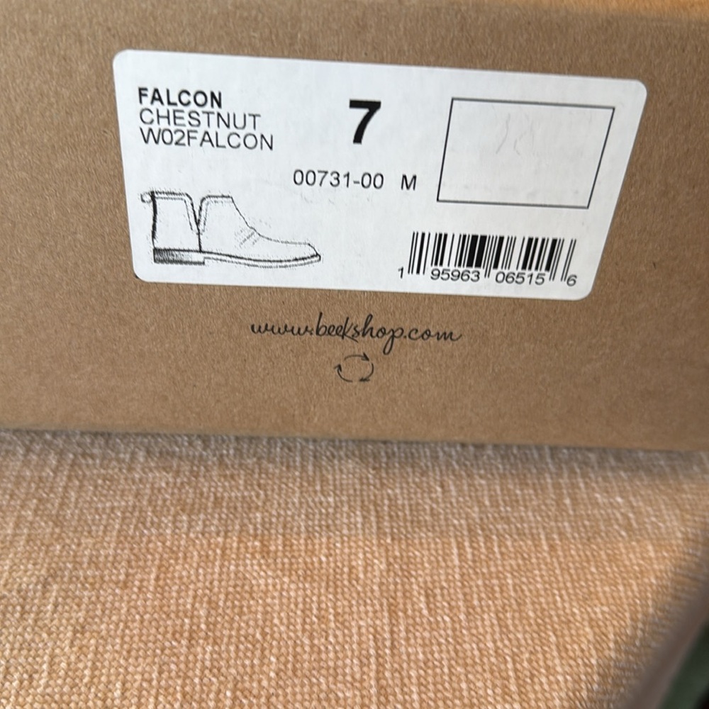 Beeks Falcon boots with box and dust bag - Picture 7 of 7